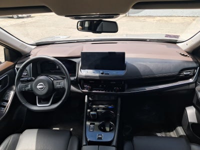 2025 Nissan X-TRAIL 5P PLATINUM E.POWER HEV L31.5 AUT