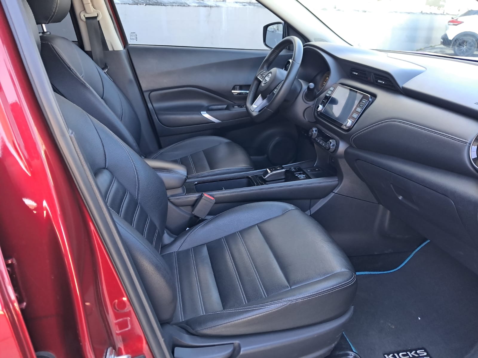 2023 Nissan KICKS 5 PTS E-POWER PLATINUM ELECTA PIEL ADAS RA-17