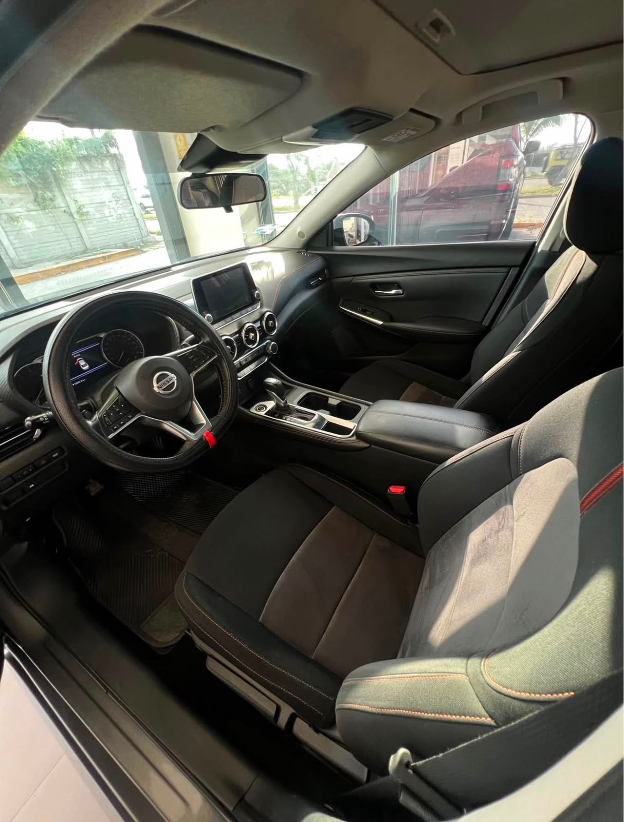 2023 Nissan SENTRA 4 PTS SR CVT AAC ASTOS DEPORTIVOS BOSE QC F LED RA-18