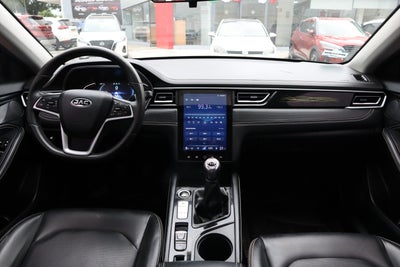 2022 JAC J7 ADVANCED, L4, 1.5T, 148 CP, 4 PUERTAS, STD, PIEL, BA, AA