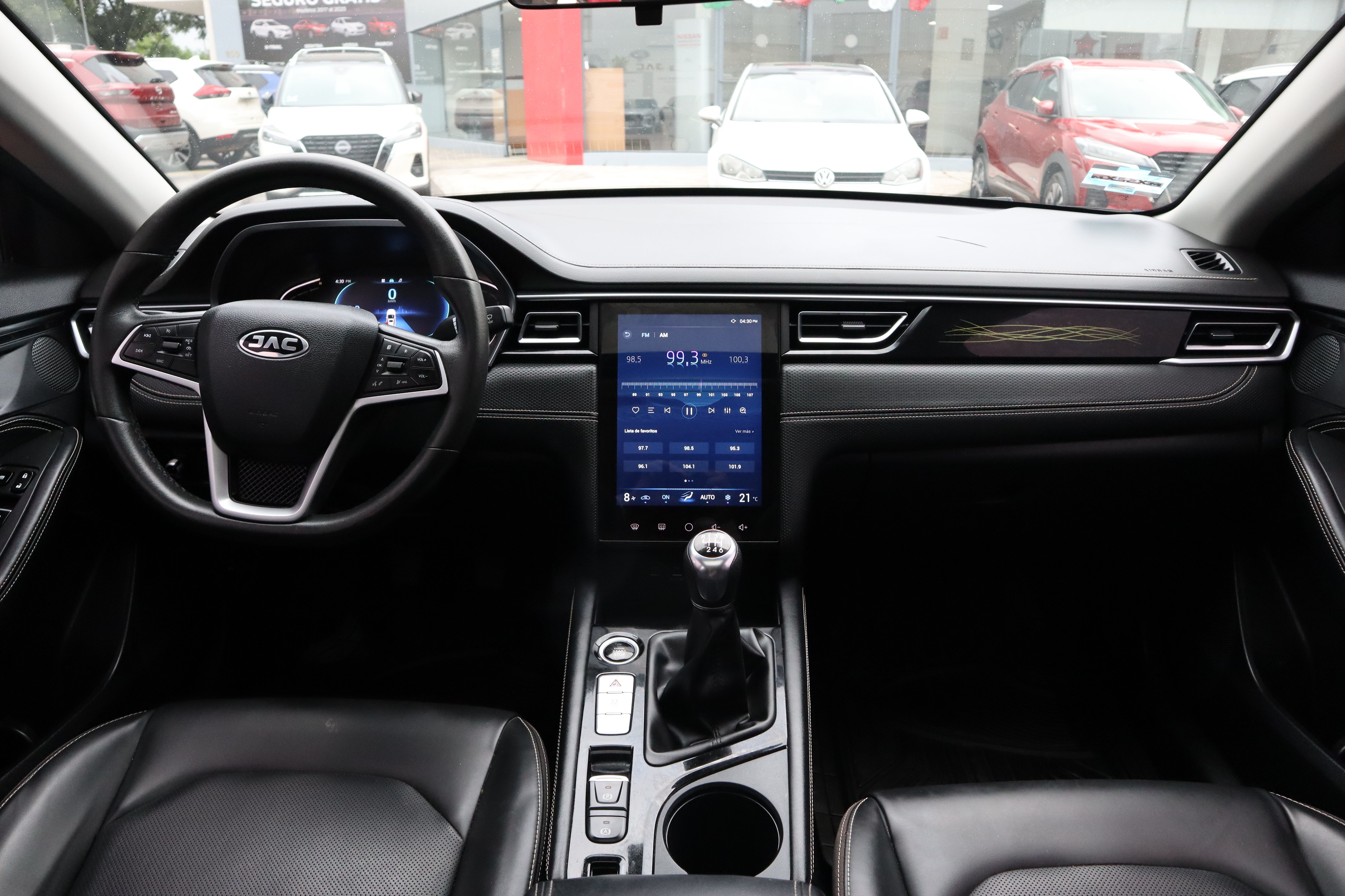 2022 JAC J7 ADVANCED, L4, 1.5T, 148 CP, 4 PUERTAS, STD, PIEL, BA, AA