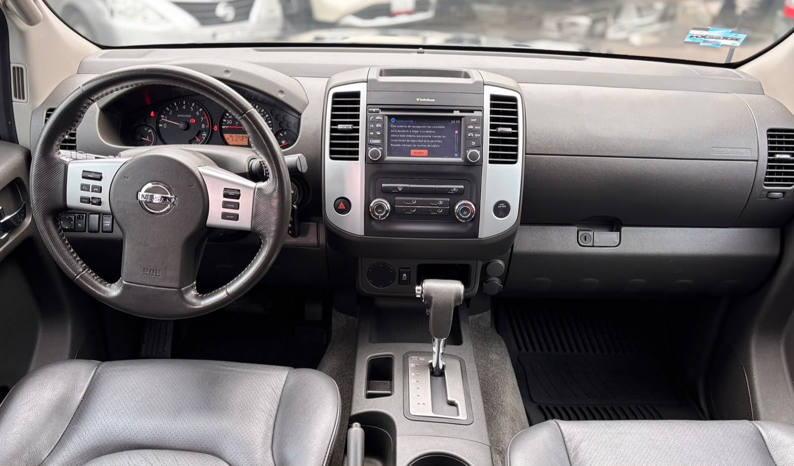 2016 Nissan NP300 FRONTIER 4 PTS PRO 4X L4 25L TA AAC PIEL RA-18 4X4