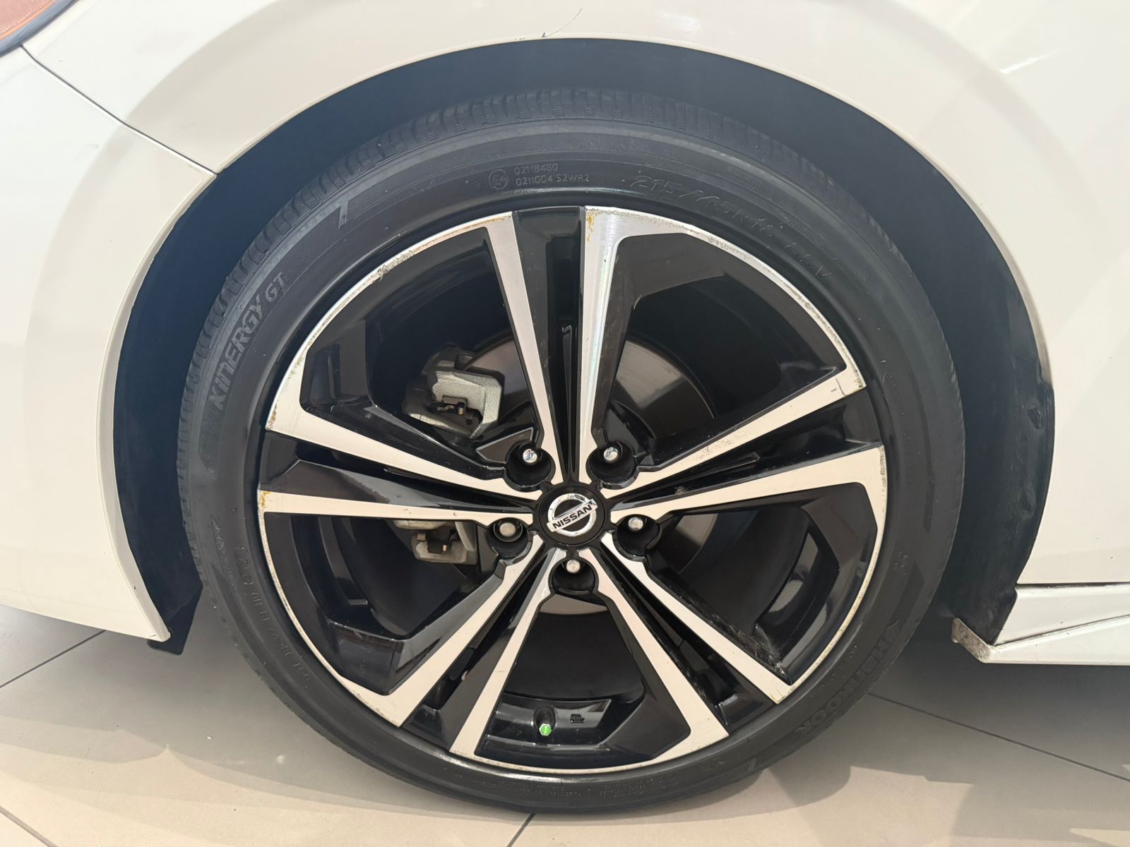 2023 Nissan SENTRA 4 PTS SR CVT AAC ASTOS DEPORTIVOS BOSE QC F LED RA-18