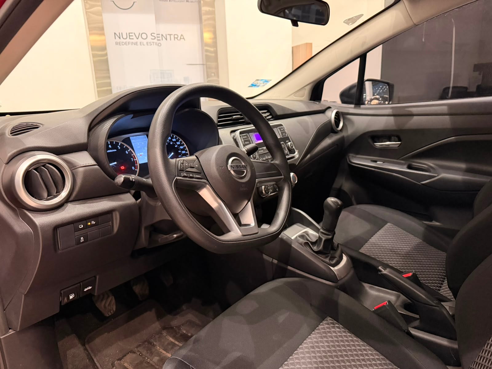2022 Nissan VERSA 4 PTS SENSE TM5 AAC. VE R-15