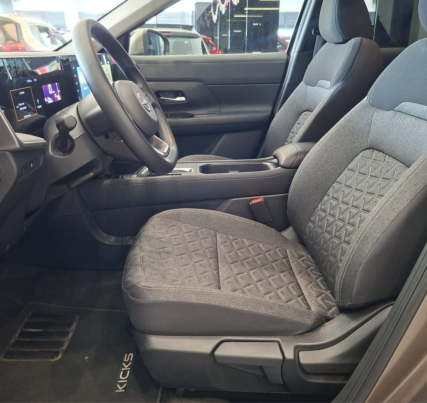 2025 Nissan KICKS 5P ADVANCE L42.0 AUT