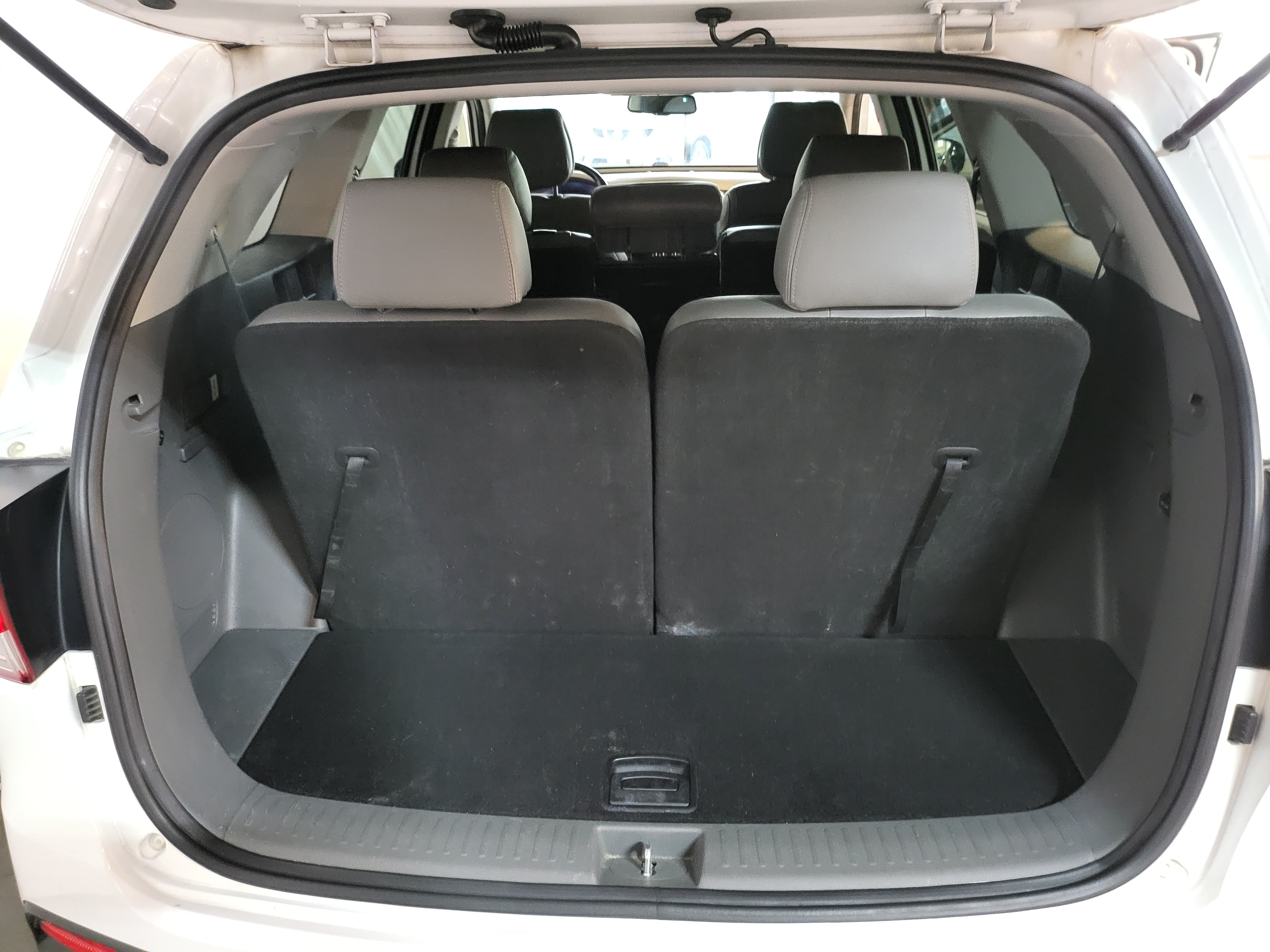 2016 Kia SORENTO 5 PTS EX V6 TA AAC PIEL 7 PAS RA-18