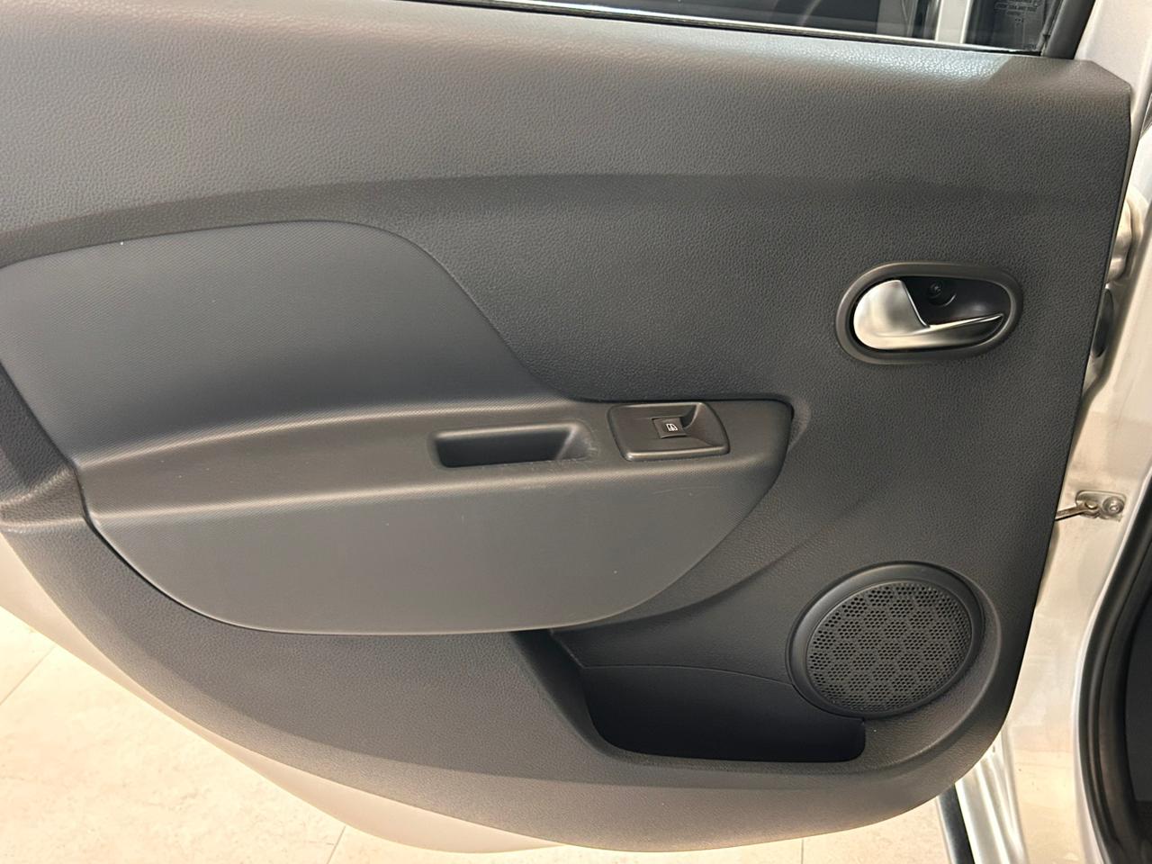 2024 RENAULT STEPWAY 5P INTENS L41.6 MAN