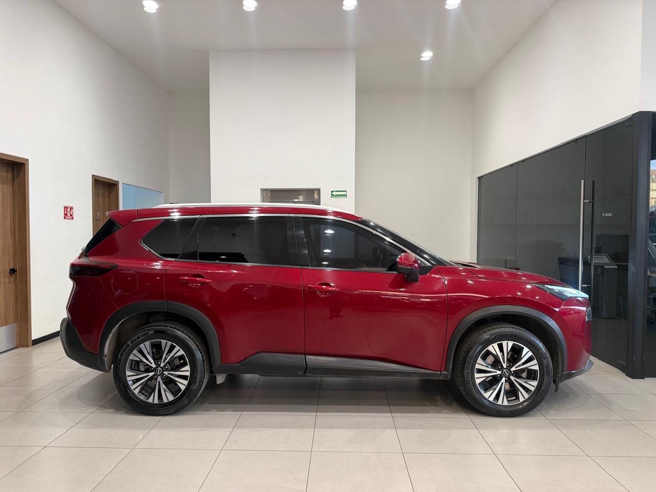 2023 Nissan X-TRAIL 5 PTS EXCLUSIVE CVT PIEL QCP GPS 5 PAS RA-19