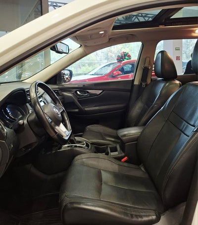 2018 Nissan X-TRAIL 5 PTS EXCLUSIVE CVT PIEL CD QC GPS 5 PAS RA-18