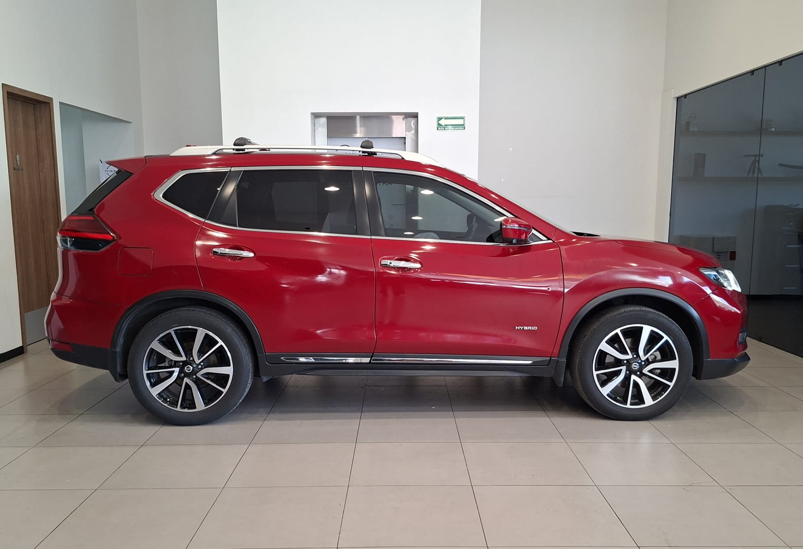 2020 Nissan X-TRAIL 5 PTS HIBRIDO CVT PIEL CD GPS 5 PAS RA-19