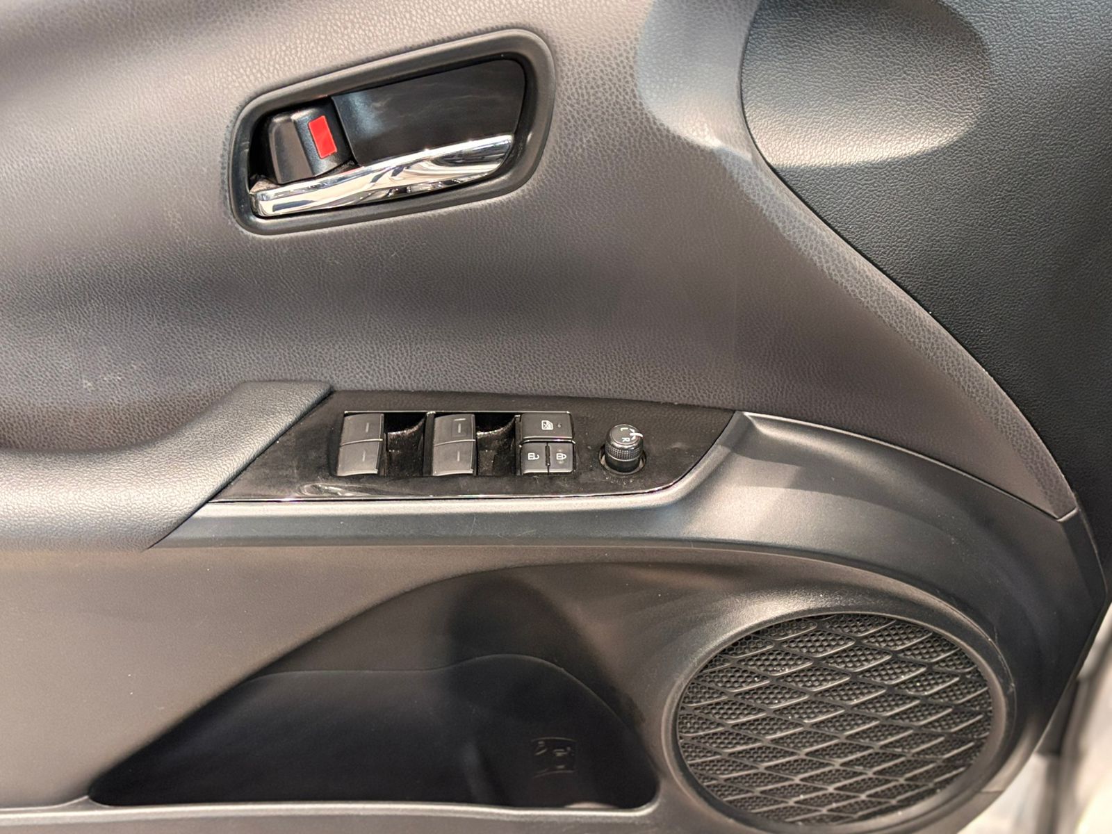 2020 Toyota PRIUS 5 PTS BASE HIBRIDO TA