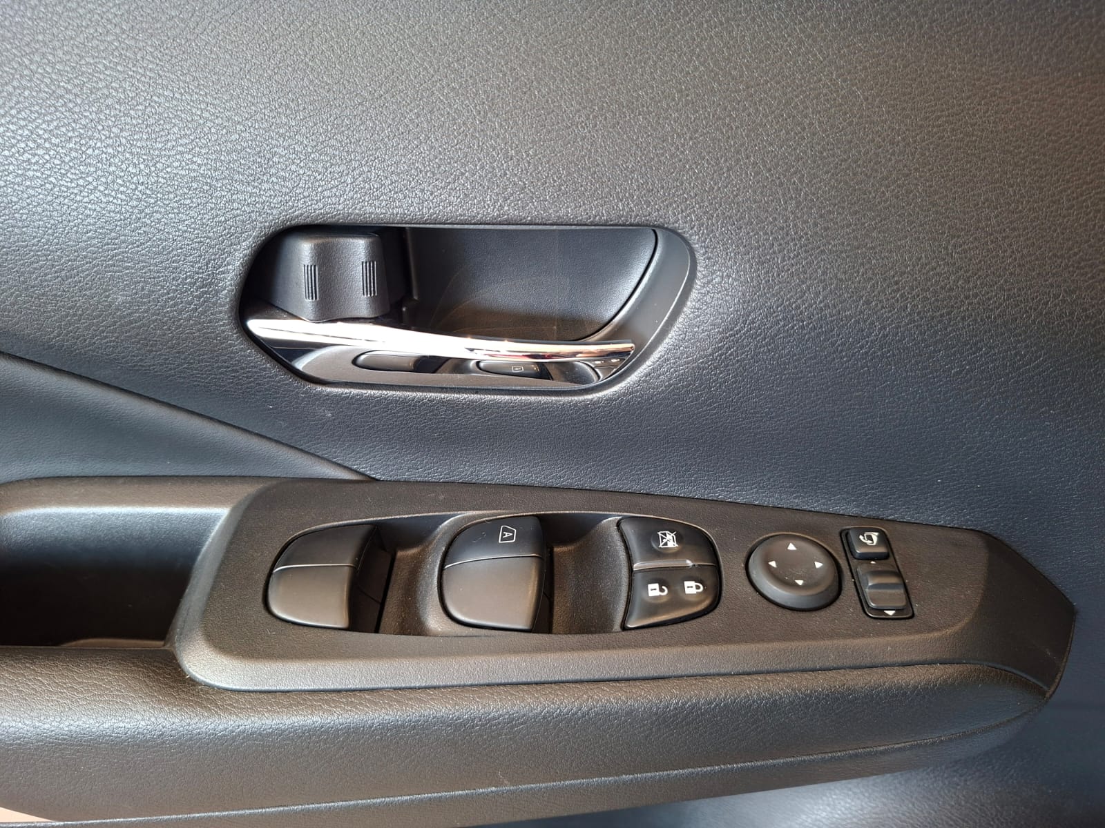 2023 Nissan KICKS 5 PTS E-POWER EXCLUSIVE ELECTA PIEL RA-17