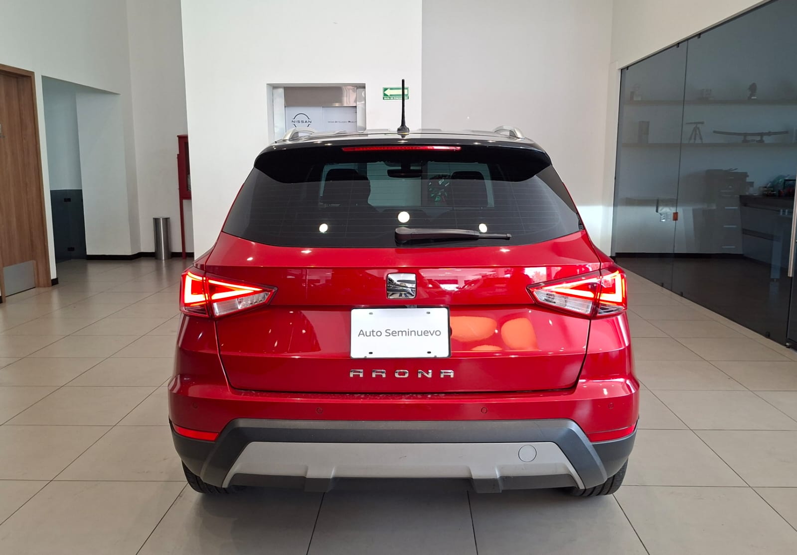 2021 SEAT ARONA 5 PTS XCELLENCE 16L CLIMATRONIC CAMARA REVERSA F LED RA-17