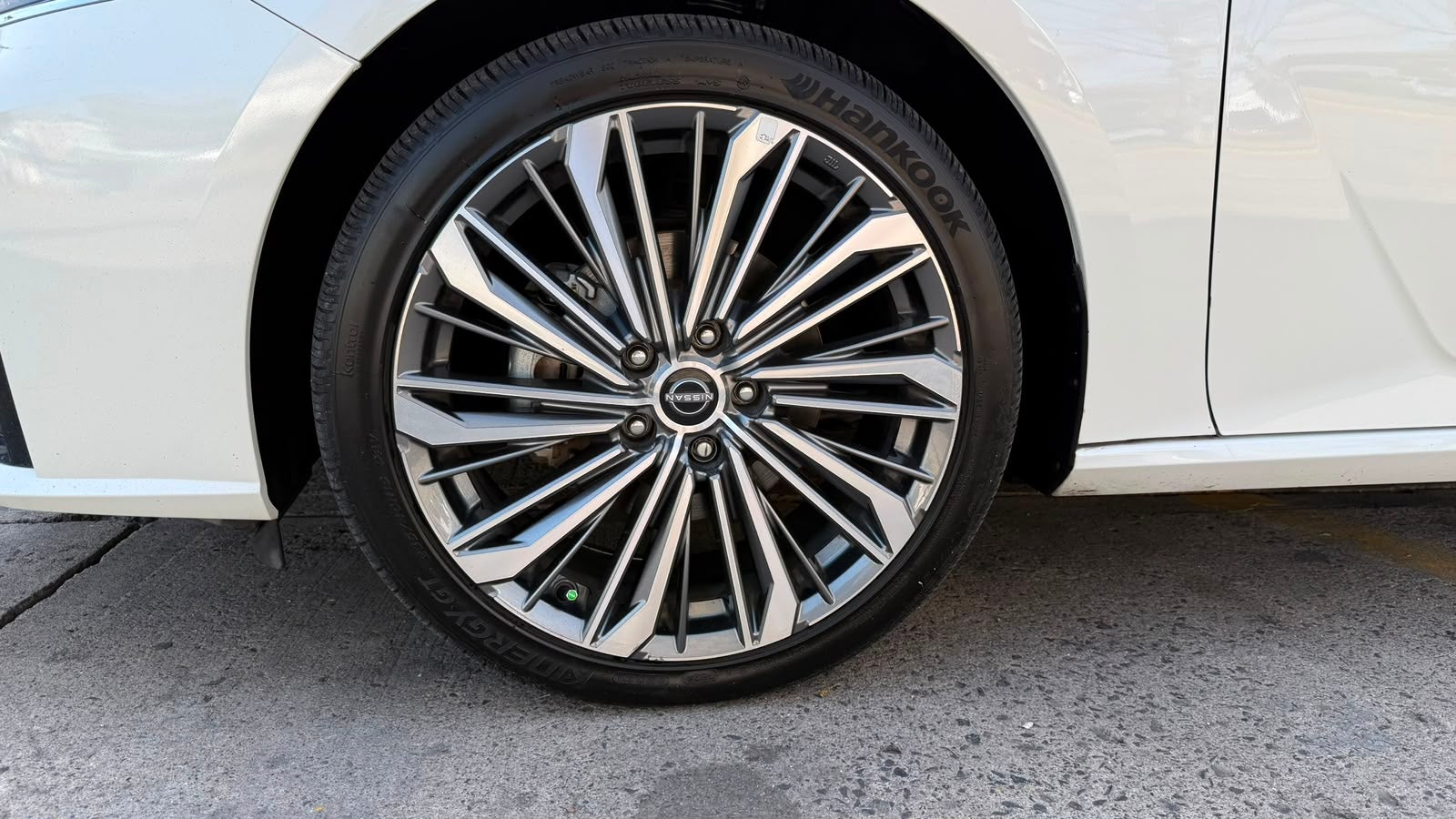 2023 Nissan ALTIMA 4P EXCLUSIVE L42.0T AUT