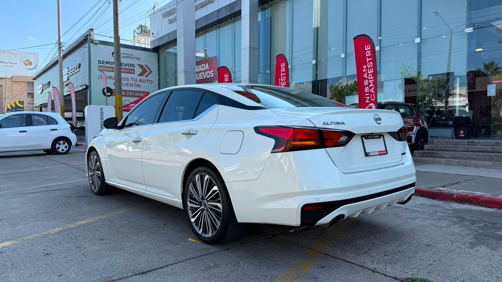 2023 Nissan ALTIMA 4P EXCLUSIVE L42.0T AUT