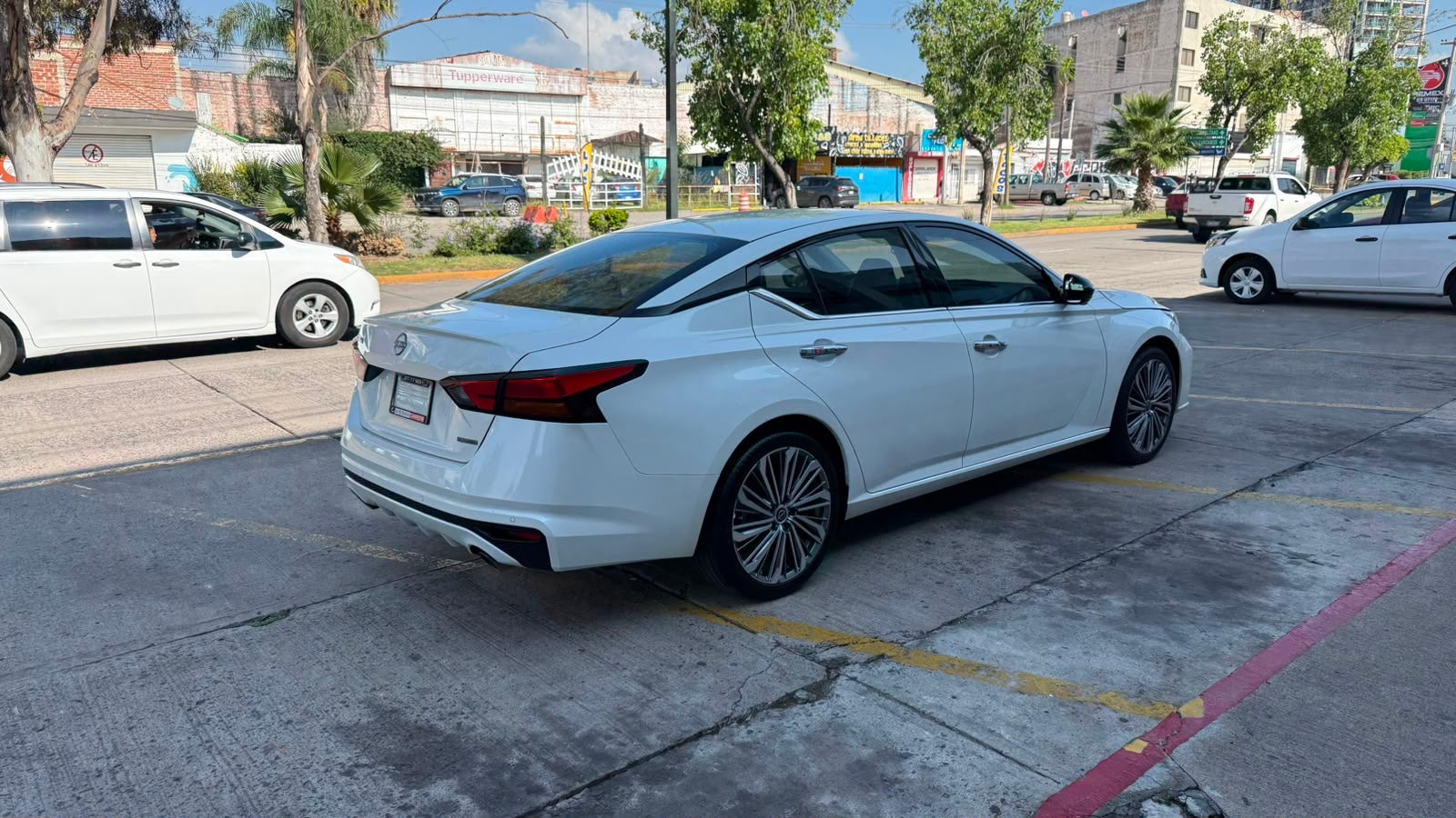 2023 Nissan ALTIMA 4P EXCLUSIVE L42.0T AUT