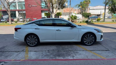 2023 Nissan ALTIMA 4P EXCLUSIVE L42.0T AUT