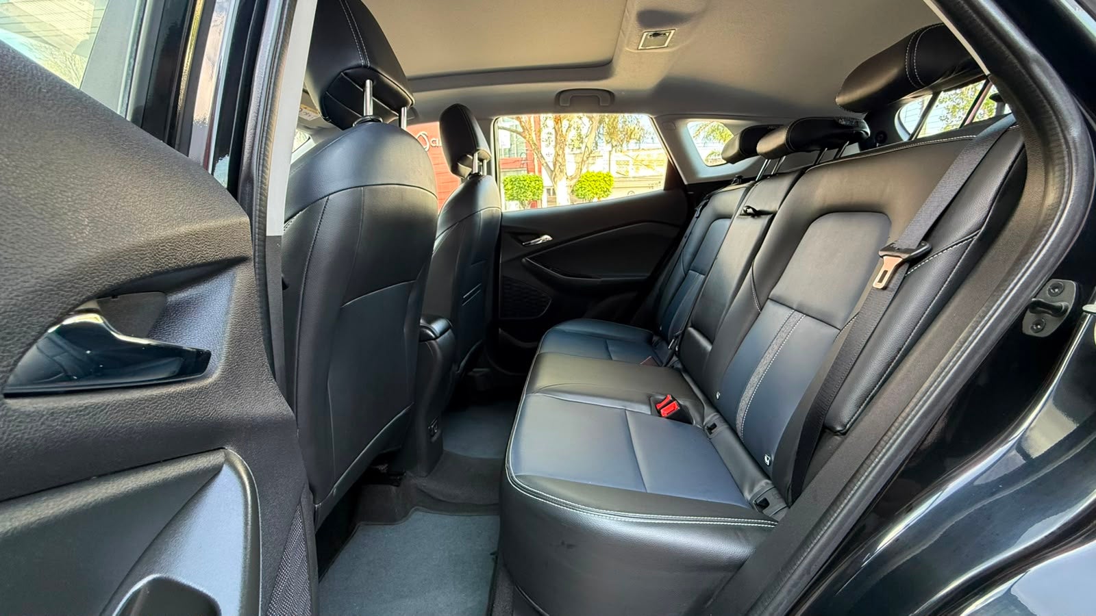 2024 Chevrolet TRACKER 5P PREMIER L31.2T AUT