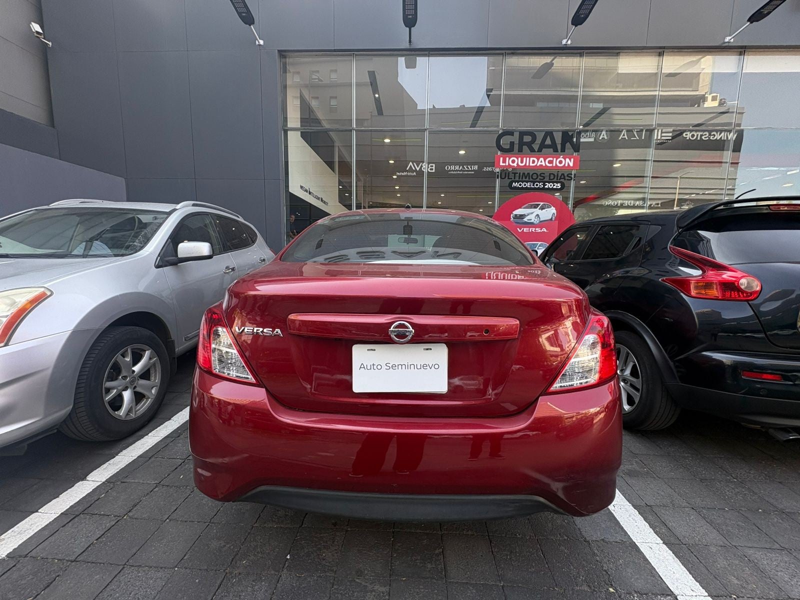 2017 Nissan VERSA ADVANCE AT AC