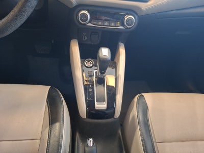 2022 Nissan VERSA PLATINUM CVT 22