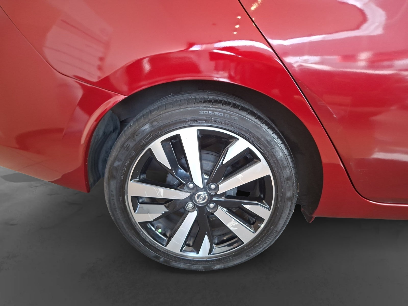 2022 Nissan VERSA PLATINUM CVT 22