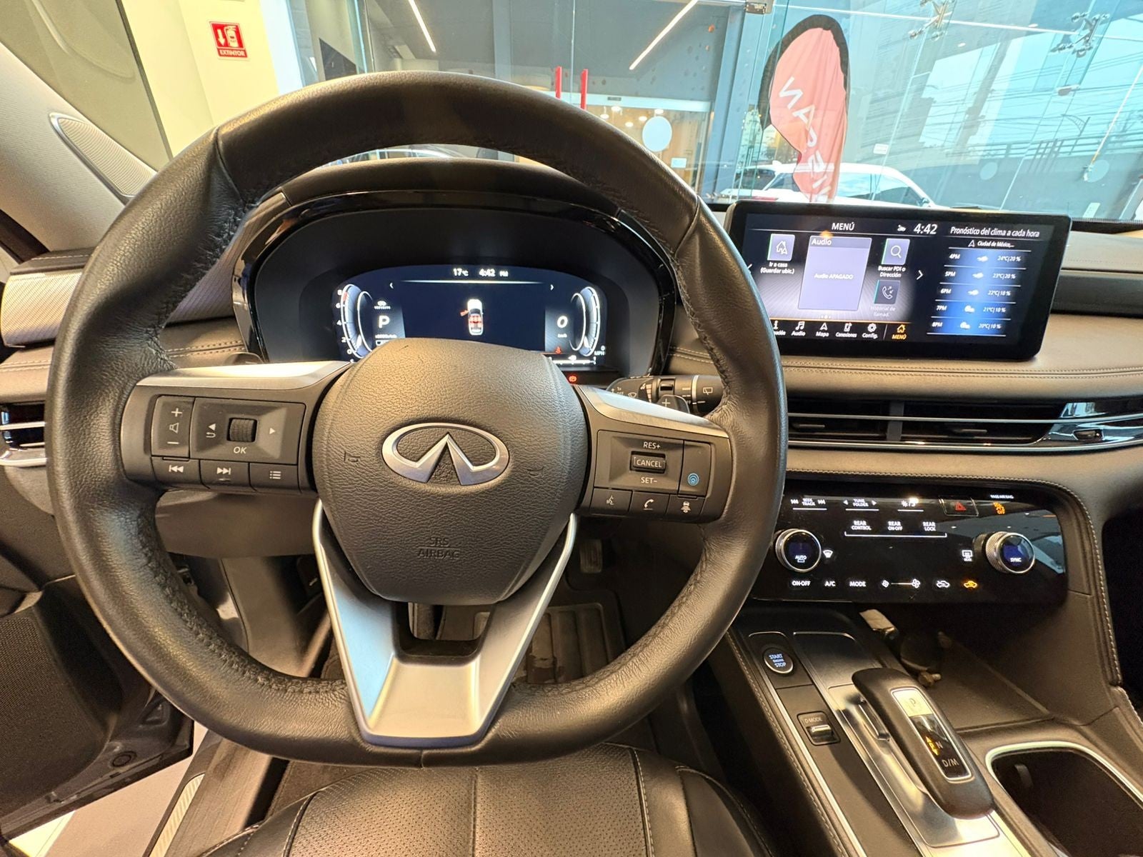 2022 INFINITI QX60 3.5L LUXE AWD 22