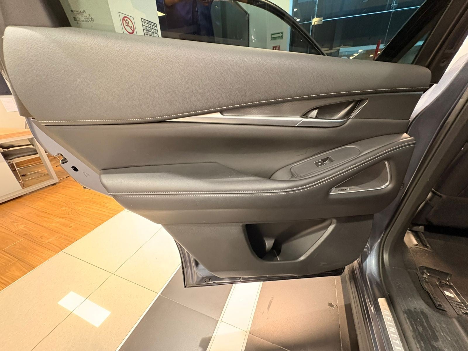 2022 INFINITI QX60 3.5L LUXE AWD 22