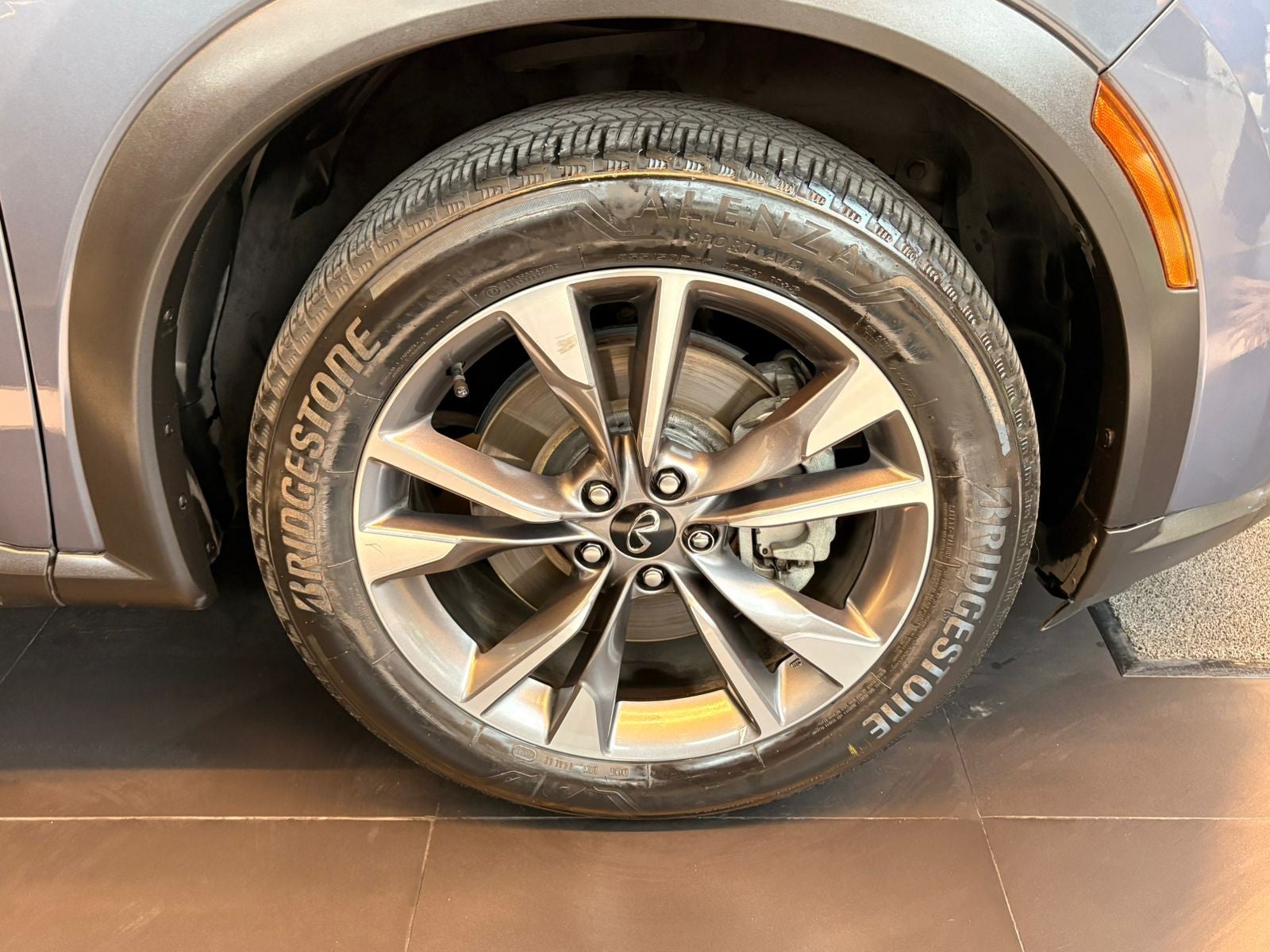 2022 INFINITI QX60 3.5L LUXE AWD 22