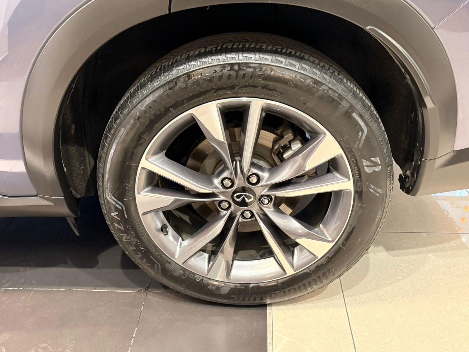 2022 INFINITI QX60 3.5L LUXE AWD 22