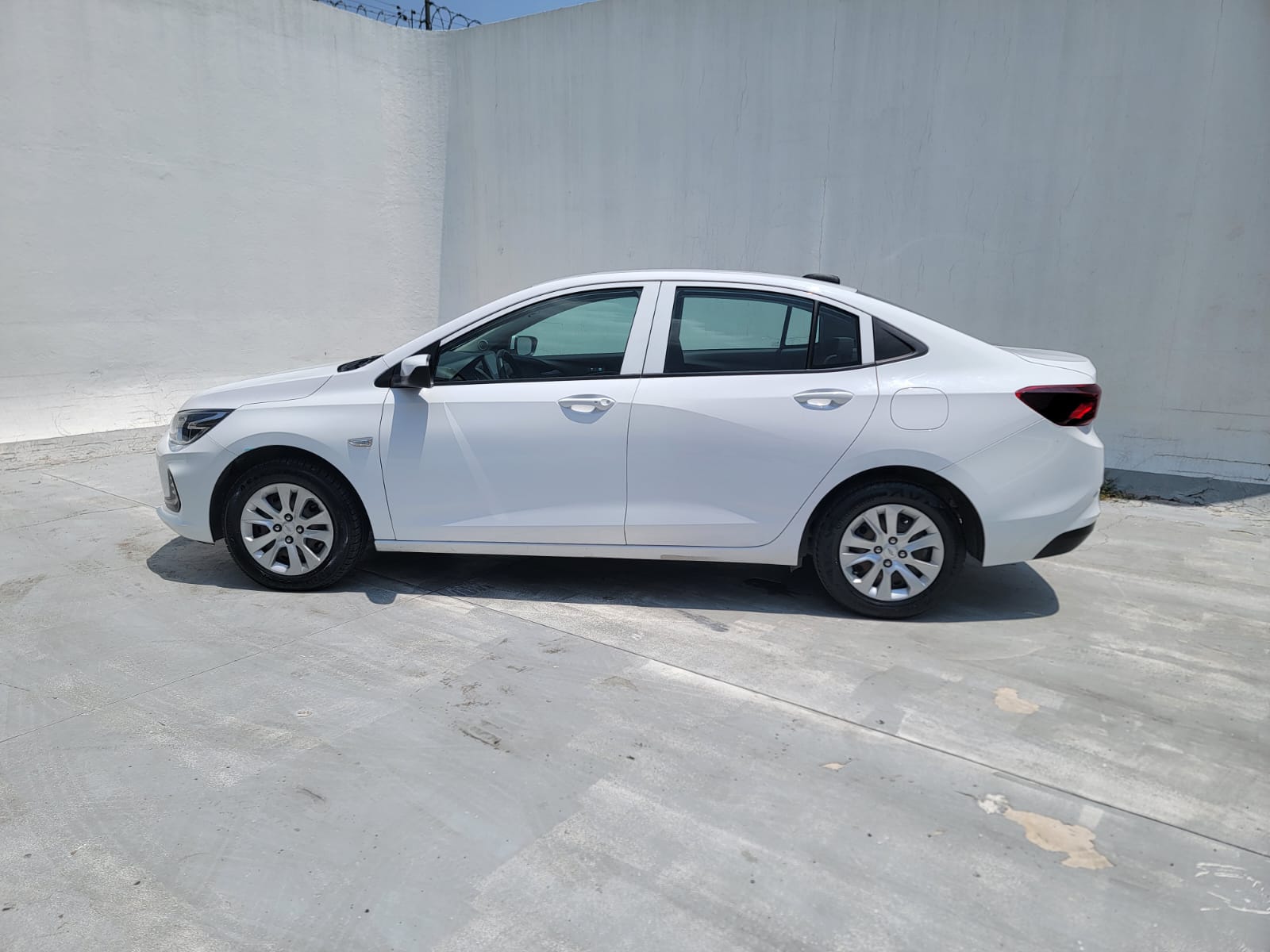 2022 Chevrolet ONIX A 4 PTS LS 10T TA AAC BA R-15