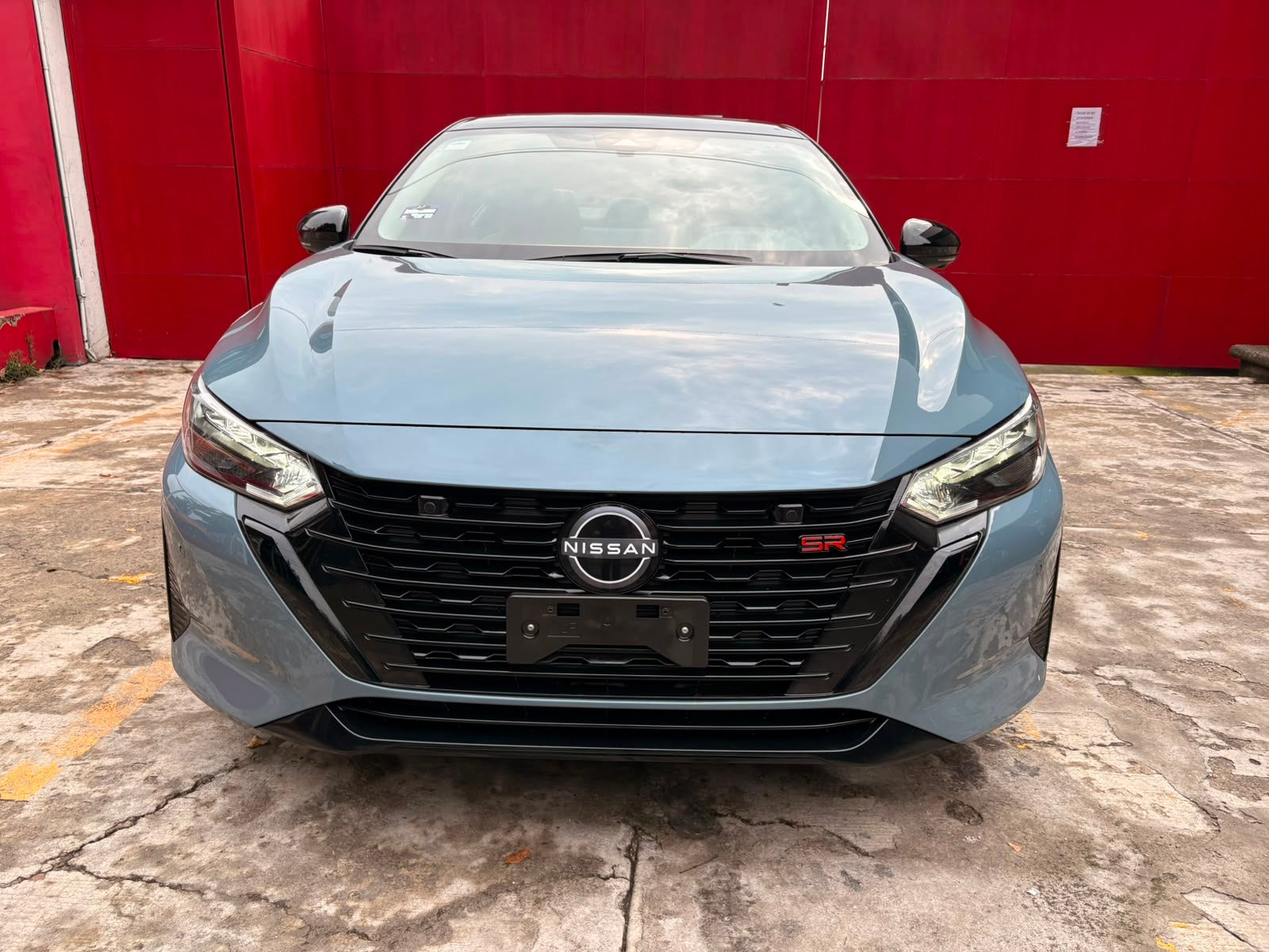 2025 Nissan SENTRA 4P SR BI-TONO L42.0 AUT