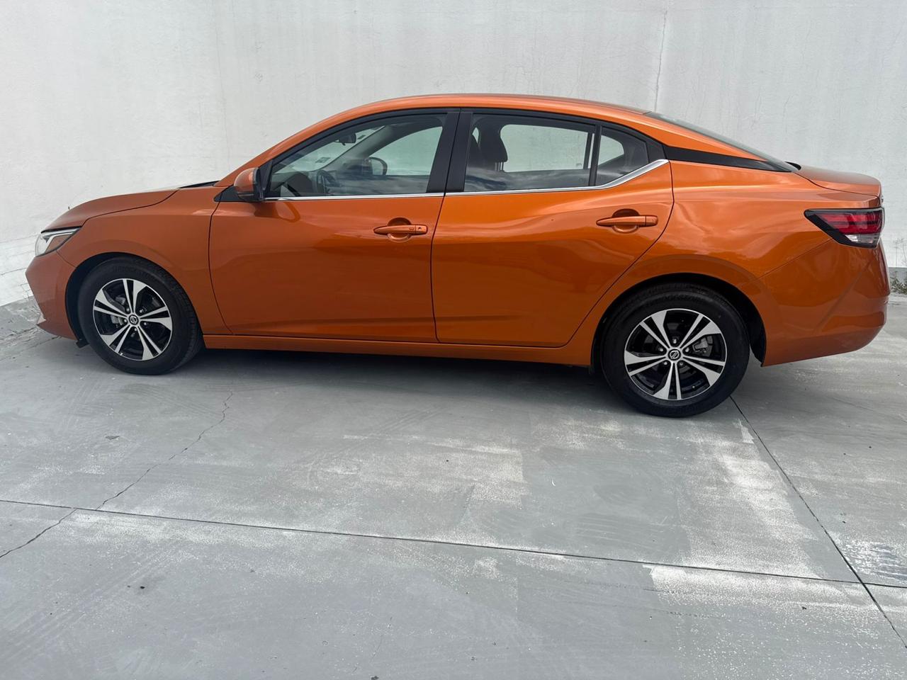 2023 Nissan SENTRA 4 PTS ADVANCE CVT AAC F NIEBLA RA-16