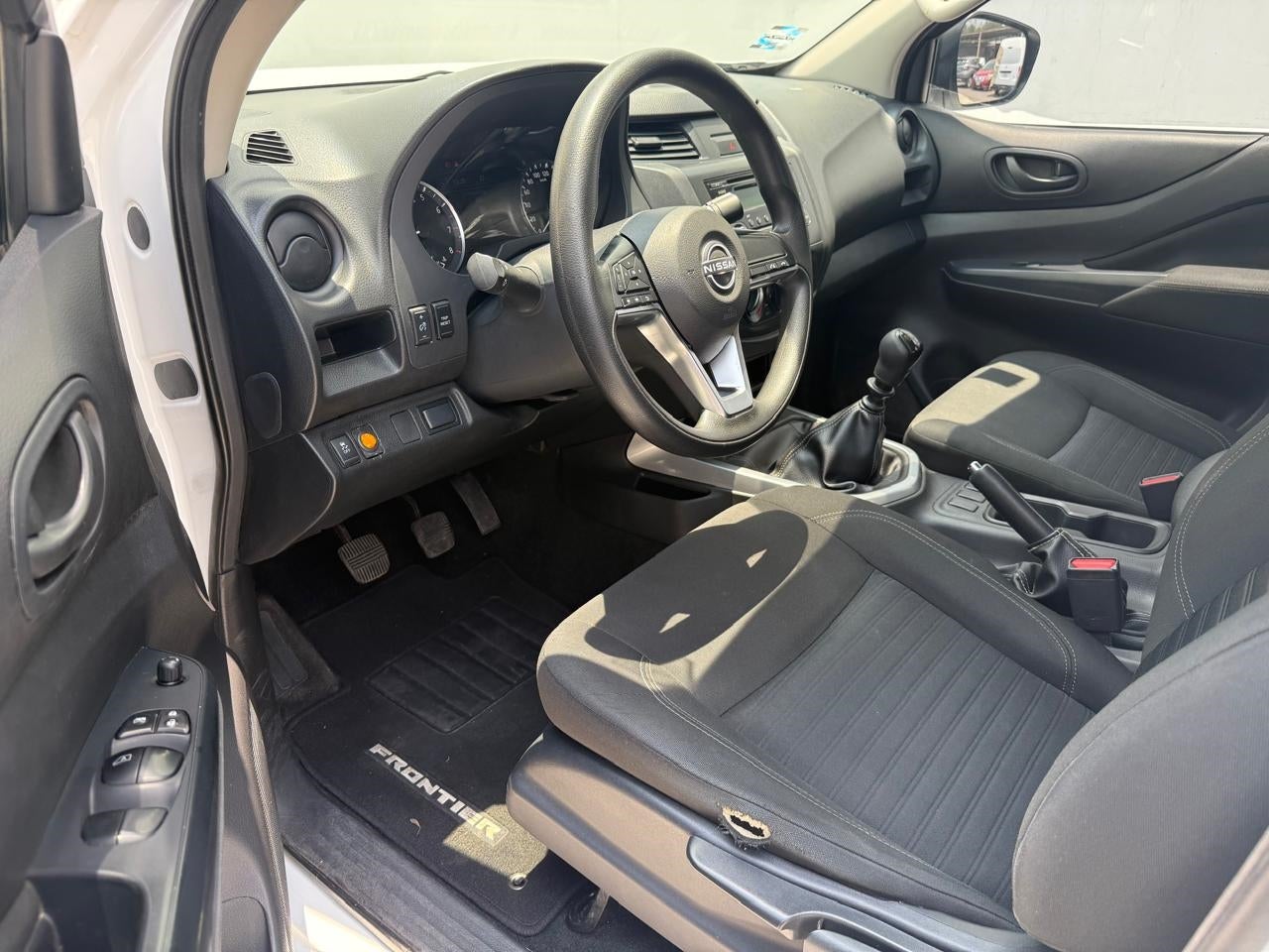 2023 Nissan FRONTIER 4P XE L42.5 MAN