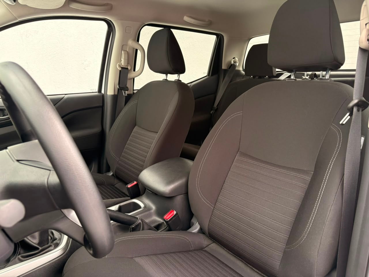 2025 Nissan FRONTIER 4P LE L42.5 MAN