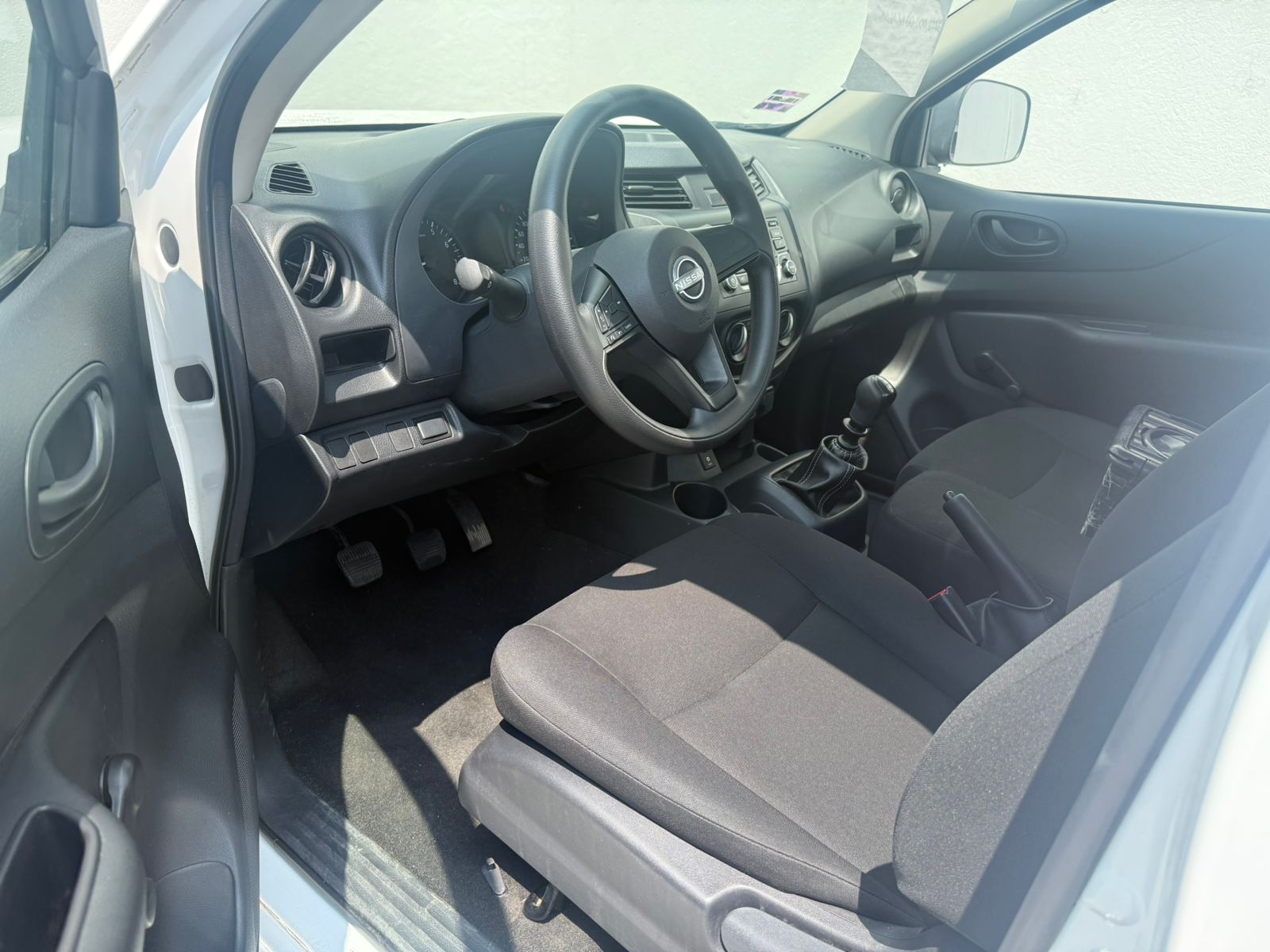 2024 Nissan NP300 CHASIS CABINA 2P L42.5 MAN AA