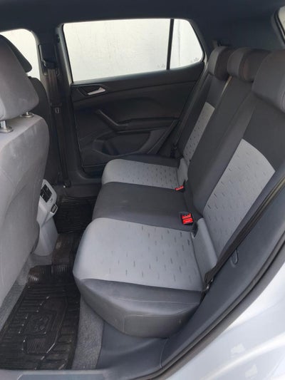 2022 Volkswagen TAOS 5 PTS COMFORTLINE 14L TA PIEL F LED RA-18