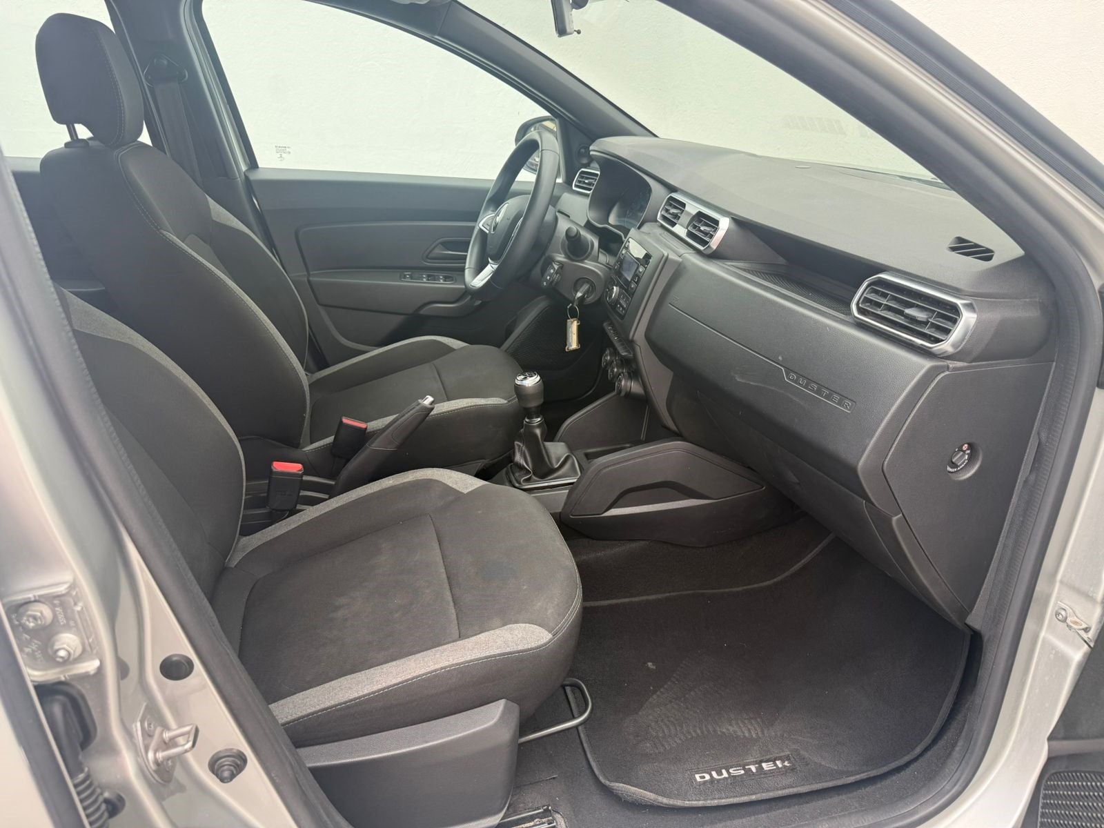 2022 RENAULT DUSTER 5 PTS INTENS 16L TM6 AAC VE DEL MP3 RA-16