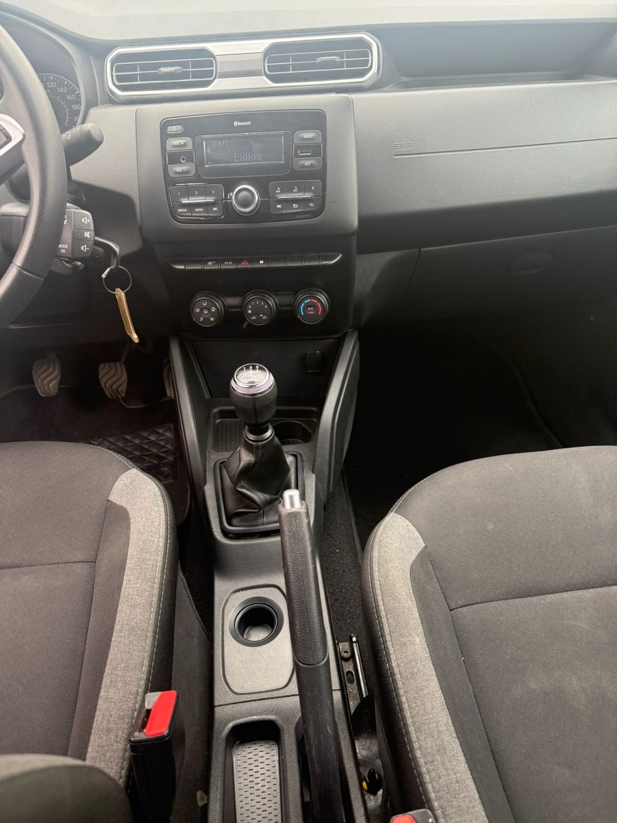 2022 RENAULT DUSTER 5 PTS INTENS 16L TM6 AAC VE DEL MP3 RA-16