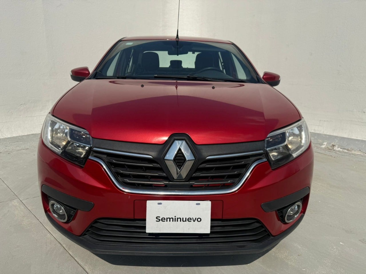 2023 RENAULT LOGAN 4 PTS INTENS 16L TA RA-16