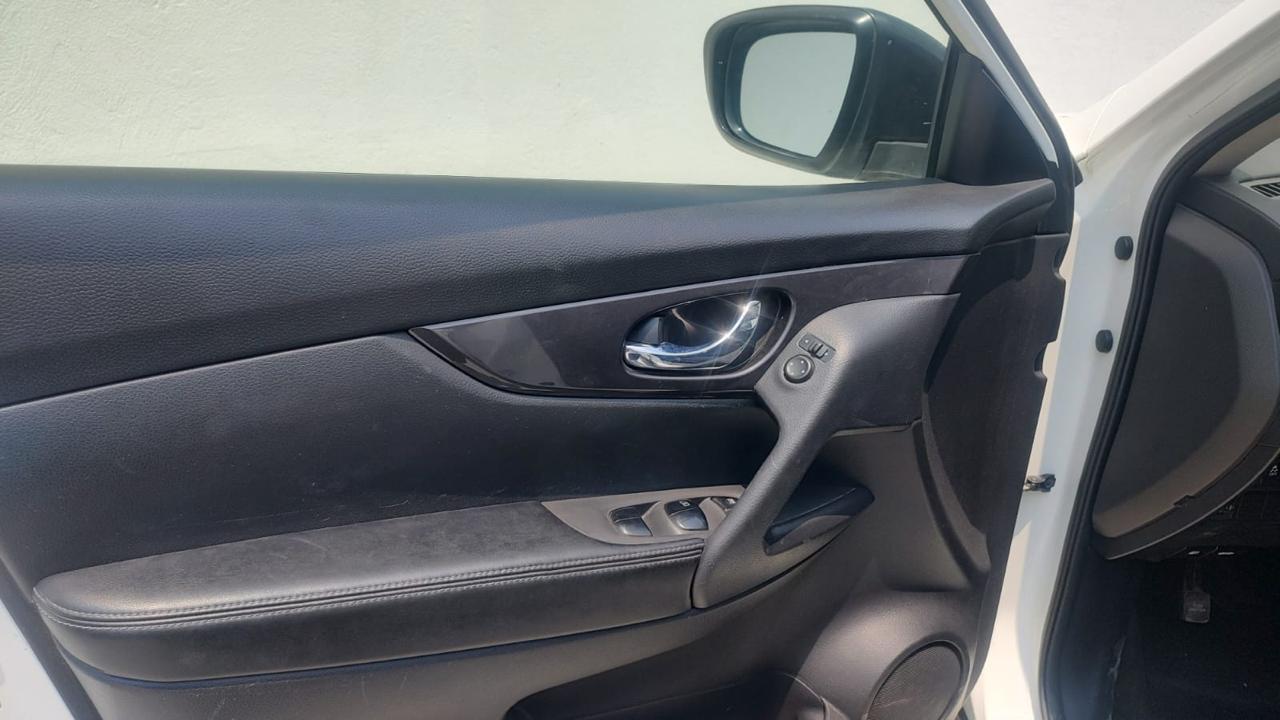 2019 Nissan X-TRAIL 5 PTS SENSE CVT CD 5 PAS RA-17