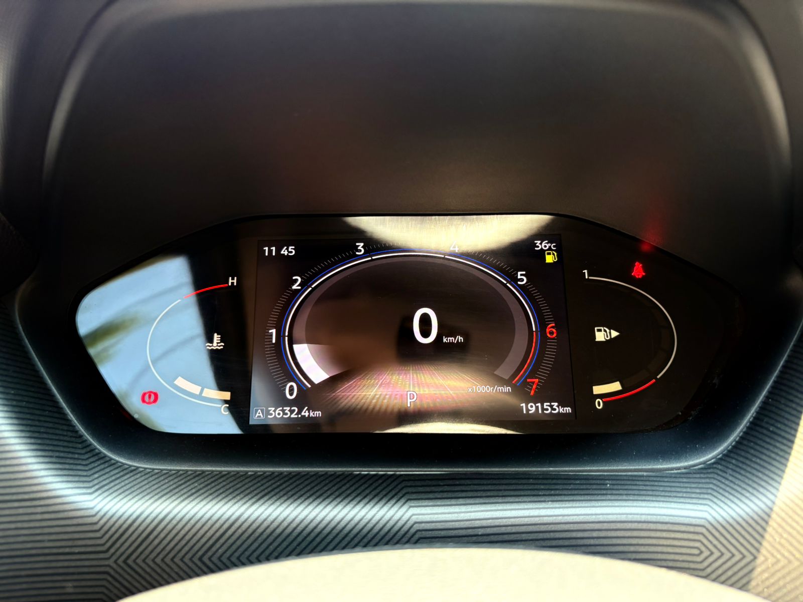 2025 Nissan MAGNITE ADVANCE CVT
