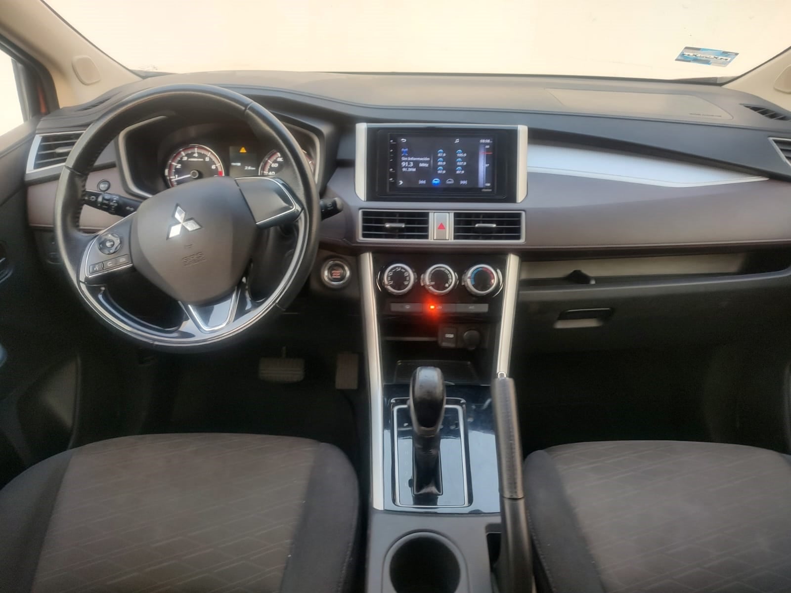 2022 Mitsubishi XPANDER CROSS 5 PTAS LIMITED AUTO 1.5 L 4 CIL