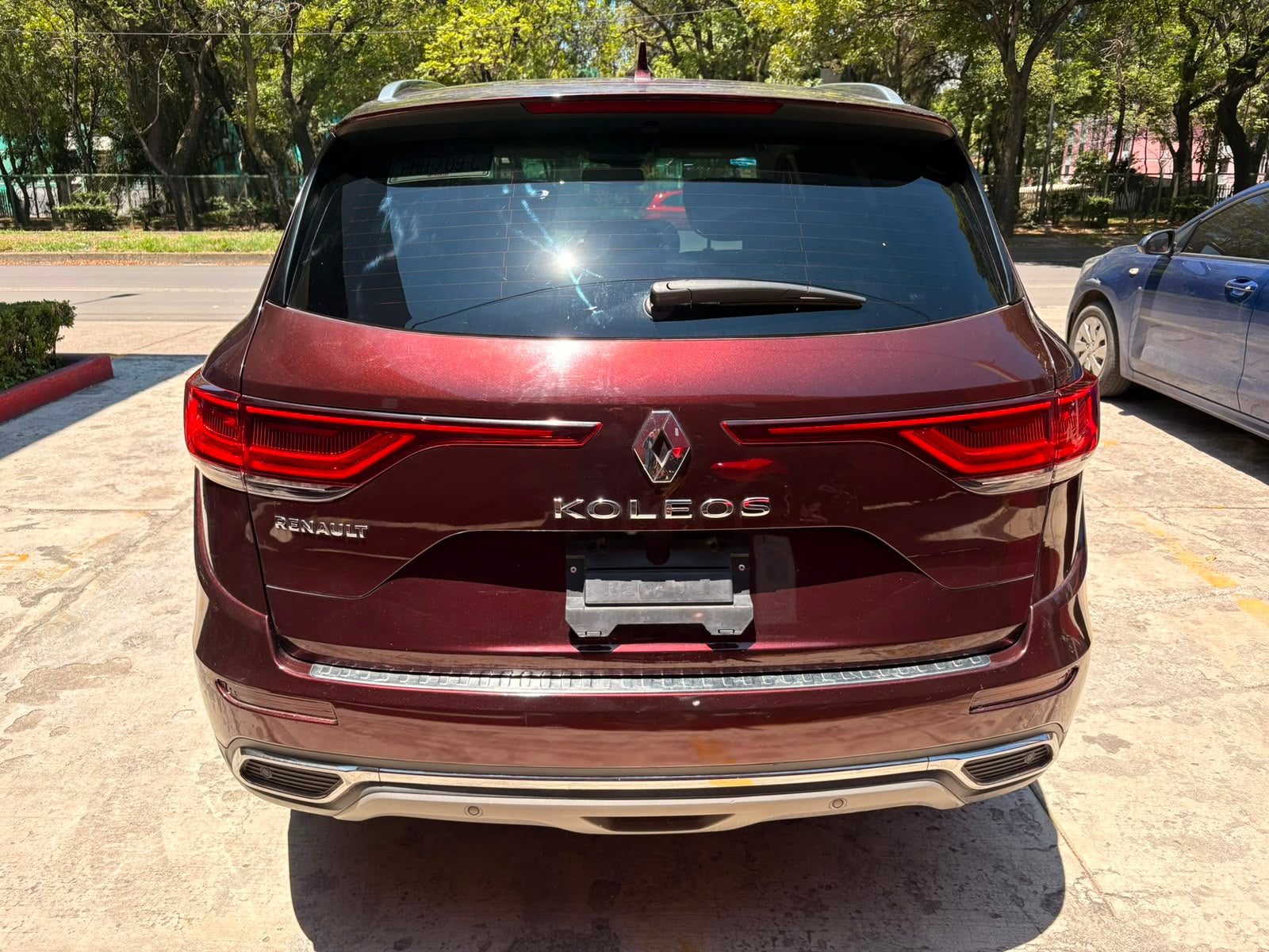2023 RENAULT KOLEOS 5 PTS ICONIC CVT CLIMATRONIC PIEL GPS QCP RA-19