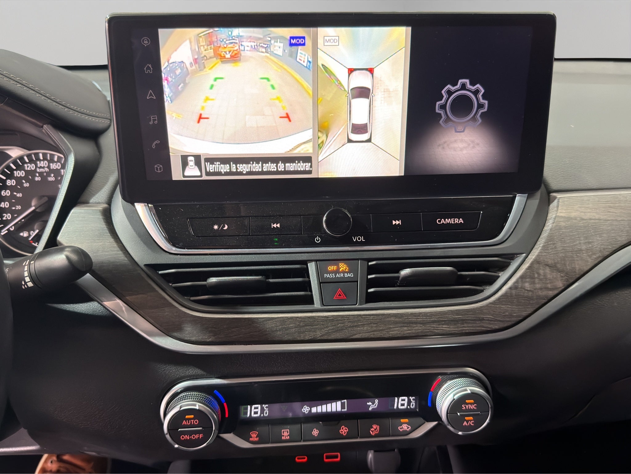 2023 Nissan Altima 4 pts. Exclusive, 2.0T, CVT, climatronic, QC, s. Bose, f. led, RA-19