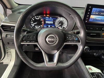 2023 Nissan Altima 4 pts. Exclusive, 2.0T, CVT, climatronic, QC, s. Bose, f. led, RA-19