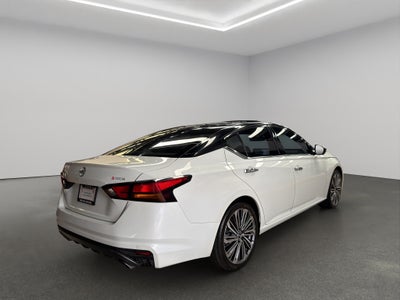 2023 Nissan Altima 4 pts. Exclusive, 2.0T, CVT, climatronic, QC, s. Bose, f. led, RA-19