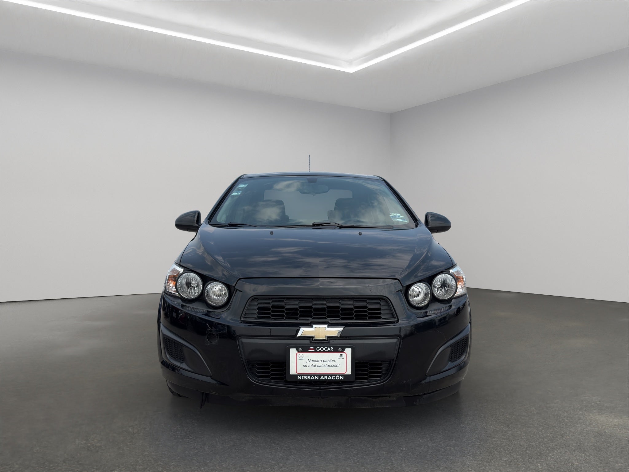 2016 Chevrolet Sonic 4 pts. LS, TM5, a/ac., VE del., R-15 (línea anterior)