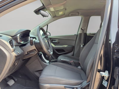 2020 Chevrolet Trax VUD 5 pts. LT, 1.8l, TA, RA-16 (línea anterior)