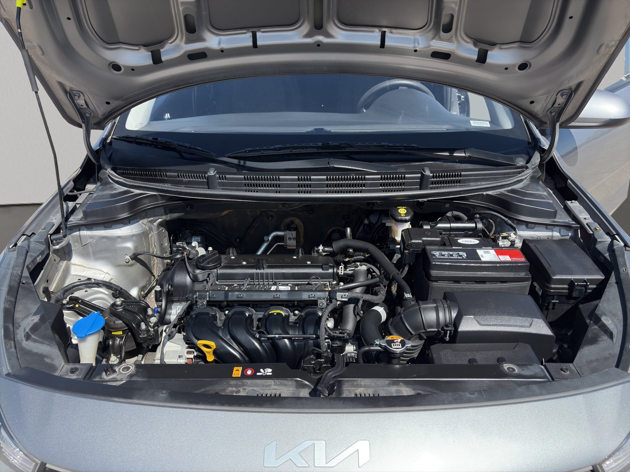 2023 Kia Rio 4 pts. L, TA, VE, R-15