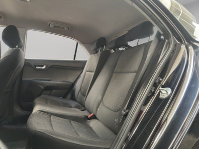 2019 Kia Rio 5 PTS HB LX AT